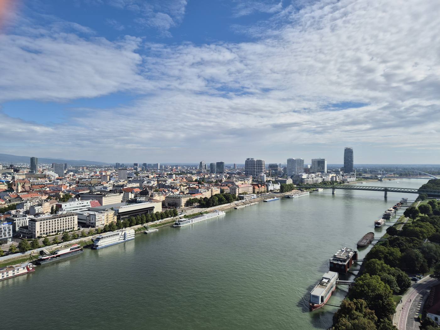 Panorama der Donau in Bratislava